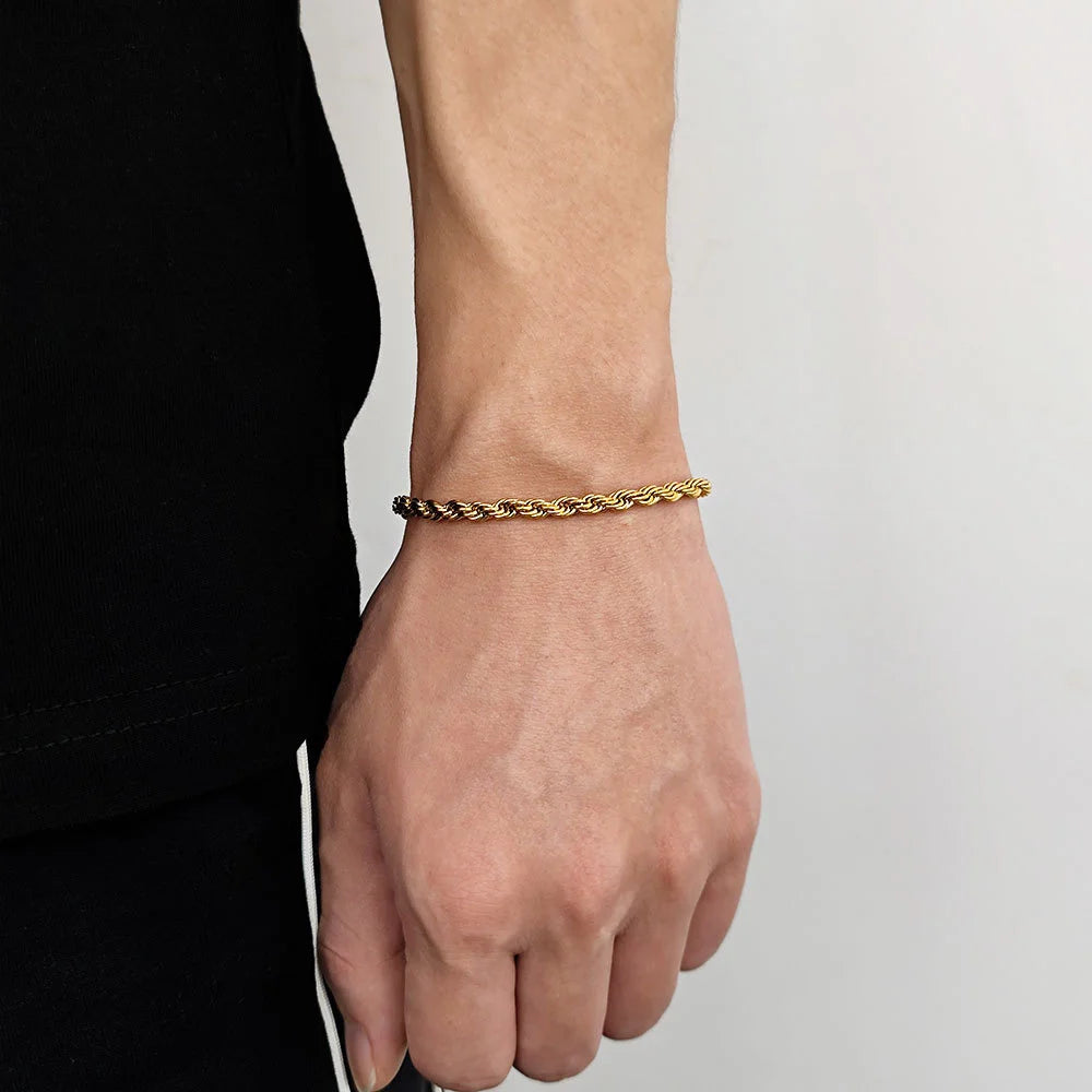 Klassisches geflochtenes Armband in Gold