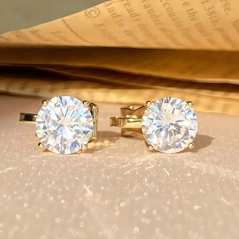 Klassische Eleganz – Goldene Zirkonia-Ohrringe