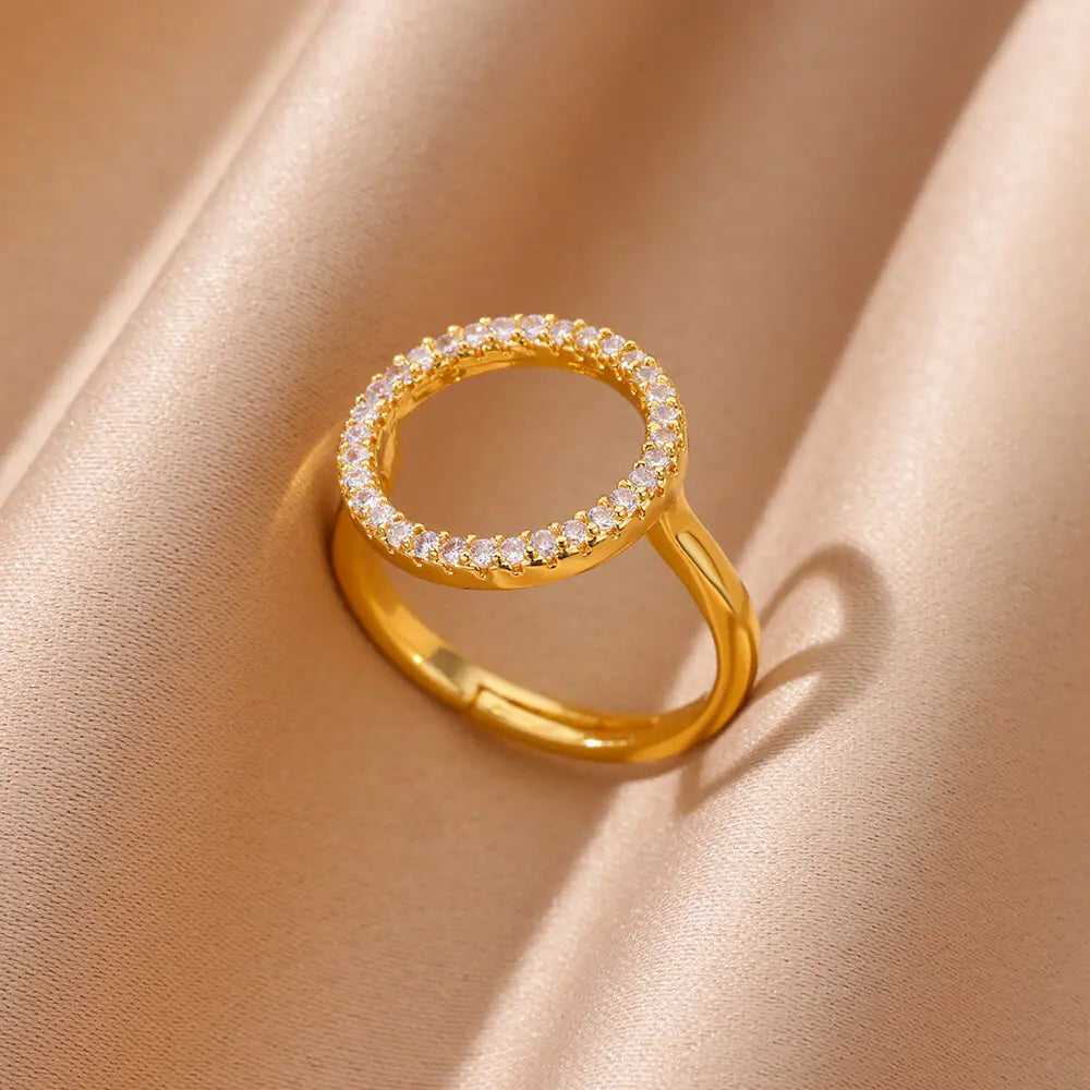 Goldene Ringe mit Zirkonia – Strahlende Eleganz für jeden Anlass