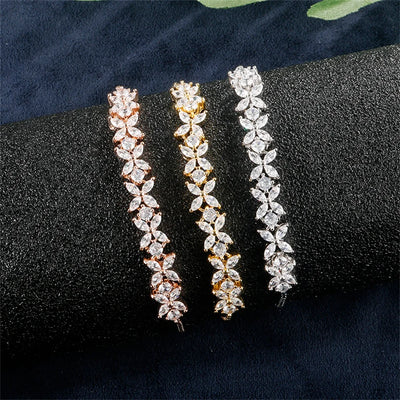 Strahlende Eleganz – Armband mit funkelnden Zirkonia-Steinen