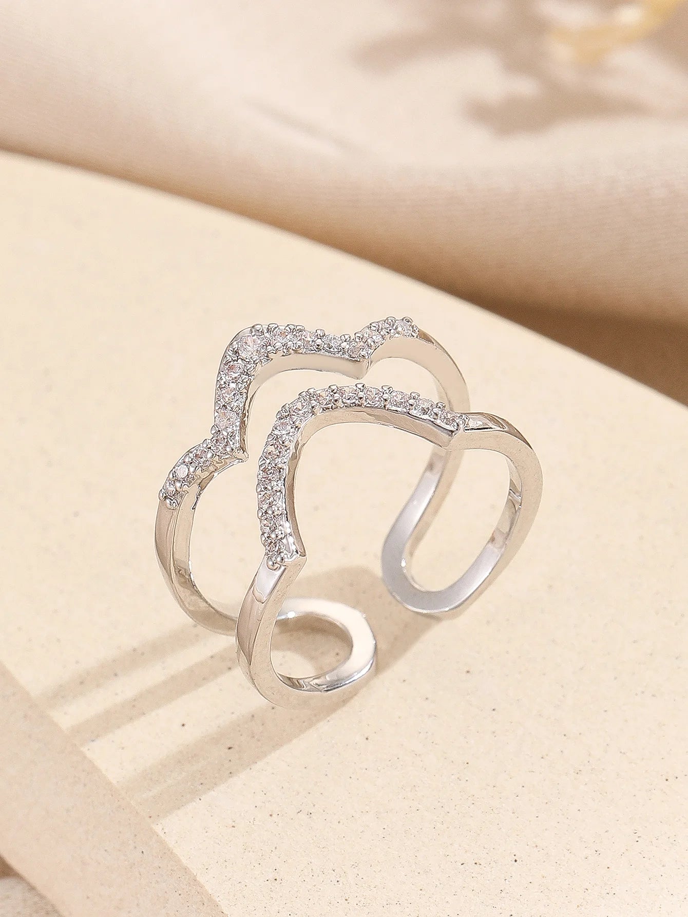 Eleganter Verstellbarer Damenring – Romantisches Design für stilvolle Akzente