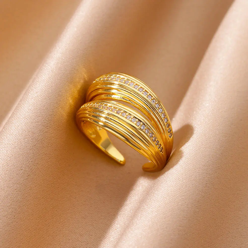 Goldene Ringe mit Zirkonia – Strahlende Eleganz für jeden Anlass