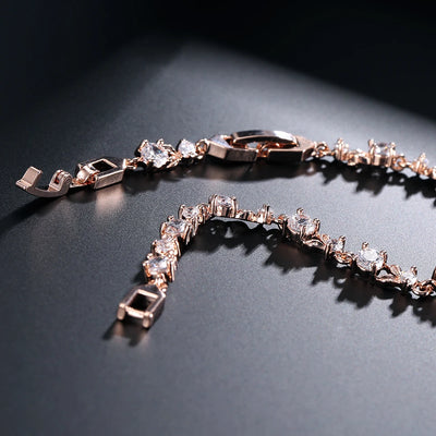 Zirkonia-Armband mit edler Gliederkette