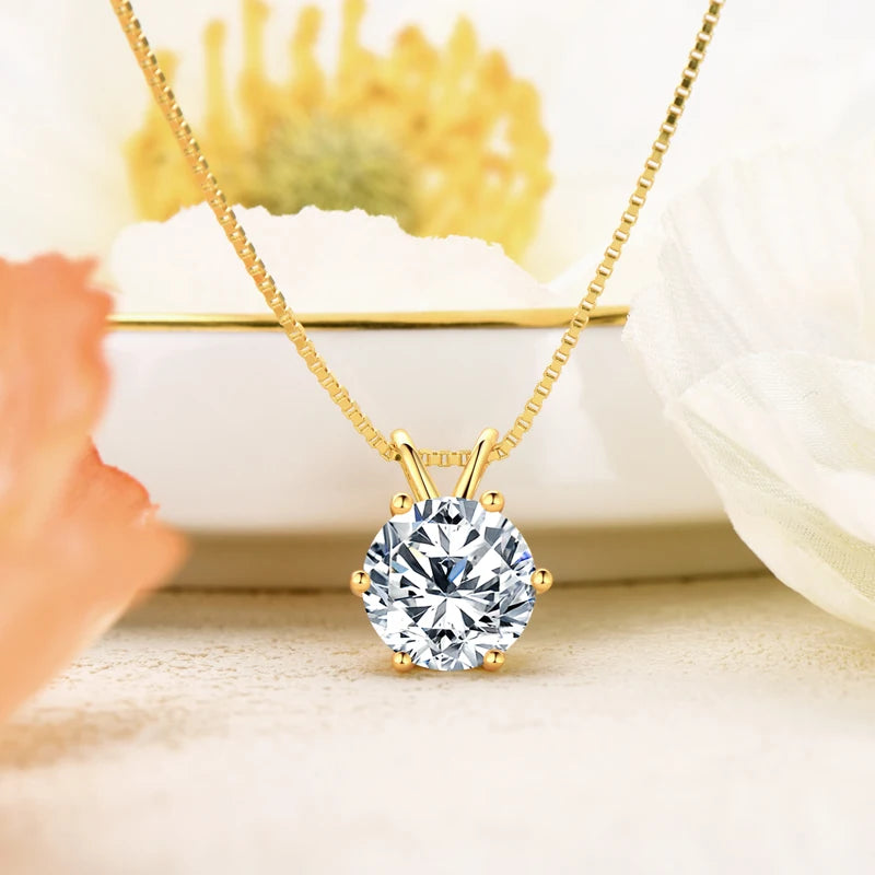 Eternal Glow Moissanite-Anhänger