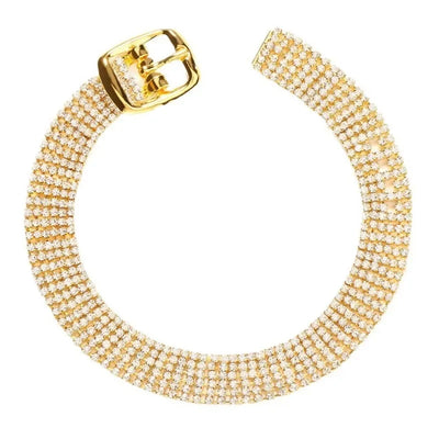 Luxuriöses Fußkettchen mit Kristallbesatz und Schnallendesign