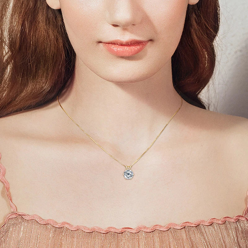 Eternal Glow Moissanite-Anhänger